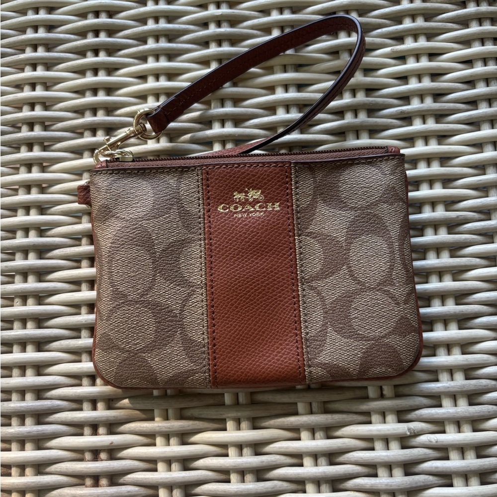 Coach Signature C Leather Wristlet